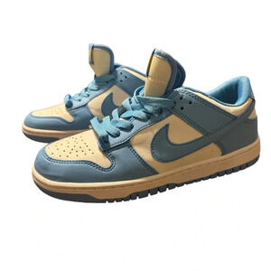 💙 Nike Dunk Low “Coast” Women’s Sneakers Size 7 / EUR‎ 38 💙